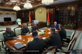 Фото: Александр Лукашенко прокомментировал атаку беспилотника на автобус с гражданами Беларуси Фото: Александр Лукашенко прокомментировал атаку беспилотника на автобус с гражданами Беларуси