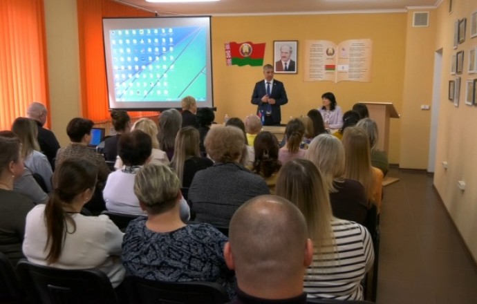 Фото: В трудовых коллективах Лидчины состоялся Единый день информирования Фото: В трудовых коллективах Лидчины состоялся Единый день информирования