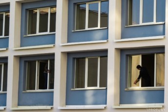 Фото: Комната в общежитии для двоих? Рассказываем, кому разрешат прописать мужа или жену Фото: Комната в общежитии для двоих? Рассказываем, кому разрешат прописать мужа или жену