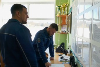 Фото: Братья Седлецкие всегда готовы прийти на помощь Фото: Братья Седлецкие всегда готовы прийти на помощь