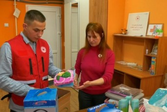Фото: На Лидчине стартовала ежегодная акция Красного Креста, направленная на помощь нуждающимся Фото: На Лидчине стартовала ежегодная акция Красного Креста, направленная на помощь нуждающимся